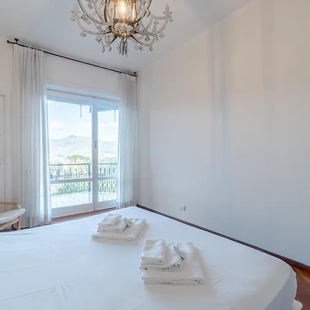 La Perla Del Tigullio! Fiorita Roomy Flat Appartamento