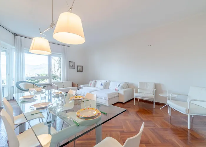 Appartement La Perla Del Tigullio! Fiorita Roomy Flat